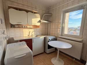 Închiriez garsonieră decomandată | Craiovița Nouă | Bl. 201 | Etaj 3 — miniatura 5