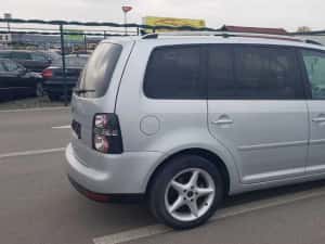 Vw Touran 2.0 TDI BMM DSG — miniatura 6