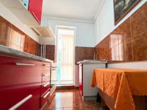 Apartament 3 camere decomandate | Astra | Etaj 1 | Zonă excelentă — miniatura 6