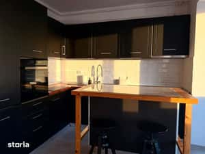 Apartament modern cu birou și panoramă deschisă – zona BMW. — miniatura 4