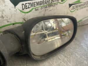 Oglinda dreapta manuala CU DEFECT E20103017 / E2 0103017 Dacia Logan — miniatura 9