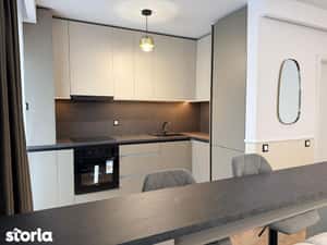 Penthouse la Cheie, str Eroilor, Floresti — miniatura 5