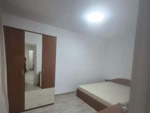 2 camere Titan | 4 min metrou — miniatura 6