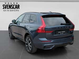 Volvo XC60 Automată 250 HP Benzină — miniatura 3