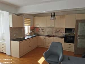 Apartament de vanzare 3 camere  boxă  loc de parcare - Valea Lupu — miniatura 3