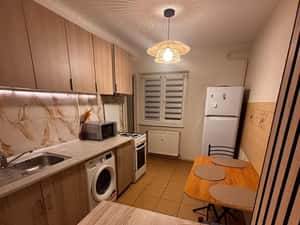 Apartament 2 camere renovat complet  la metrou Apărătorii Patriei. — miniatura 5