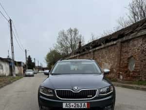 Skoda Octavia Scout 2.0 DSG 4X4 — miniatura 2
