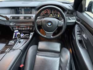 BMW - F10 - 530d - Seria 5 - 2011 - 3.0 Diesel - Euro 5 - 245 CP - Automat - 8+1 - Trepte - Navigatie Mare - 2 Chei - Interior M seria 7 - Bi•Xenon - — miniatura 7