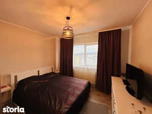 Ap. cu 3 camere, decomandat, 65 mp utili, pivniță 16 mp, zona buna — miniatura 5