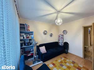 Ap. cu 3 camere, decomandat, 65 mp utili, pivniță 16 mp, zona buna — miniatura 6