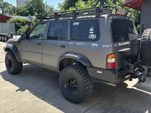 Nissan Patrol Y61 4x4 recondiționată complet — miniatura 4