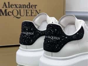 Adidasi Alexander Mcqueen cu pietricele crystals albi negri
