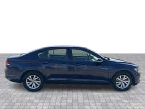 Volkswagen Passat, 17.650 EUR, second-hand — miniatura 6