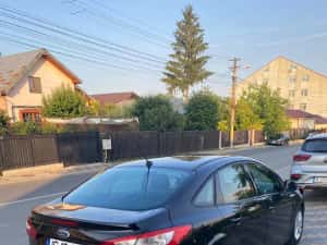 Ford focus mk3 Sedan — miniatura 4