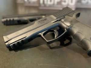 Model Nou! [HDP 50] ~ Pistol Cu Bile De Cauciuc De 26 Jouli Co2 Gaz