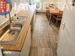 Titan 10` Metrou Nicolae Grigorescu Parc IOR Parcare PetFriendly* — miniatura 5