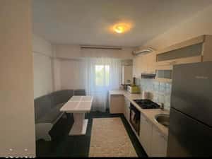 Inchiriez apartament 2 camere, Turda-zona centrala — miniatura 3