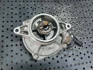 pompa vacuum 3.0 tdi asb audi a8 — miniatura 4