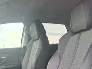 Peugeot 3008 Allure 1,2   130 cp — miniatura 7