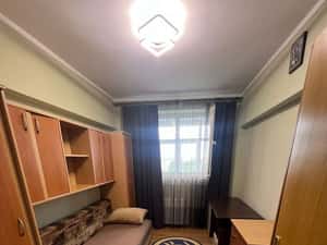 Apartament de vanzare-3 camere decomandat-sector 4 - utilat si mobilat — miniatura 5