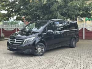 Mercedes V 250, An 2019 - varianta extra long, 7+1 locuri, recent adusă