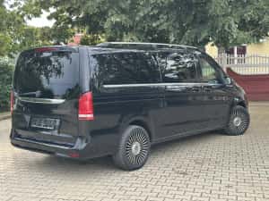 Mercedes V 250, An 2019 - varianta extra long, 7+1 locuri, recent adusă — miniatura 4