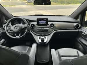 Mercedes V 250, An 2019 - varianta extra long, 7+1 locuri, recent adusă — miniatura 7
