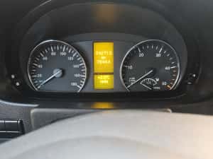 Mercedes Sprinter 2018 — miniatura 8