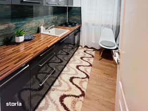 Vând apartament 3 camere - Suceava, str. Mihai Viteazul — miniatura 6