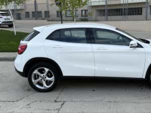 Mercedes GLA200 an 2018 2.2 diesel Automat 165mii km 11800€ — miniatura 4