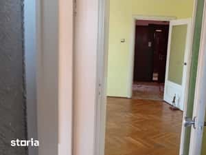 Vand apartament 2 camere Piata Mihai Viteazul — miniatura 4