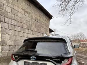 Toyota Yaris avariat 1.5 hybrid CVT