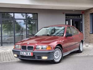 BMW 318 i Automat — miniatura 10