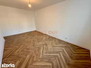 Nicolina- 3 Camere Decomandat - Etaj 2 - Bloc 1984 - Renovat Recent — miniatura 5