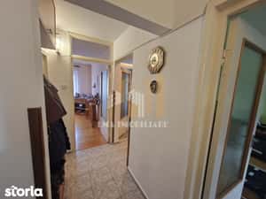 Apartament 3 camere Strada Gloriei Tractoru Brasov — miniatura 4