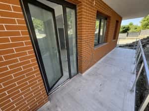 Apartament 3 camere / 2 bai / etaj 2 / parcare + boxa / ZONA CETATII — miniatura 5