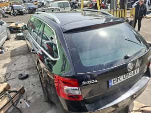 Motoras pompa apa 05e907593  1.5 TSI DHFA Skoda Octavia 3 (facelift) (2017 - 2020) — miniatura 6