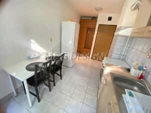 3 camere confort 1 etaj 3 zona Medicina CENTRALA PROPRIE — miniatura 7