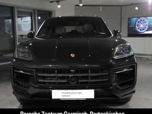 Porsche Cayenne 2025, SUV, 9000 km, Benzină, Negru