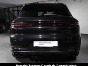 Porsche Cayenne 2025, SUV, 9000 km, Benzină, Negru — miniatura 2