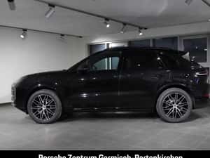 Porsche Cayenne 2025, SUV, 9000 km, Benzină, Negru — miniatura 3