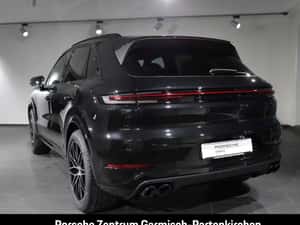 Porsche Cayenne 2025, SUV, 9000 km, Benzină, Negru — miniatura 4
