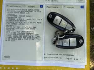 Suzuki Vitara full 2016 avariat lovit 4x4 automat 1.6 V-top full — miniatura 8