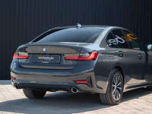 BMW 320d xDrive Sport Line — miniatura 6
