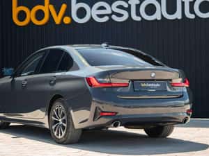 BMW 320d xDrive Sport Line — miniatura 7