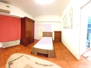 Vanzare apartament 4 camere in zona Unirii - Coposu, metrou — miniatura 4