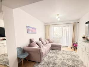Apartament 2 camere decomandat, 2 balcoane, parcare, boxa 10 mp, bloc — miniatura 5