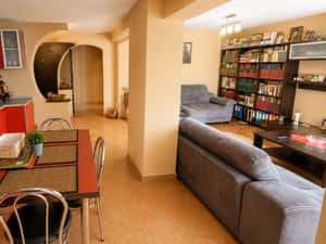 Apartament 3 camere Gavana 3, etaj 3 zona scolii nr. 19 — miniatura 5