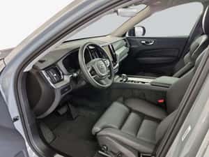 Volvo XC60 SUV cu 28000 km, 2025, Automată, 250 HP — miniatura 5
