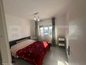 Apartament 2 camere, decomandat, zona Mall — miniatura 2